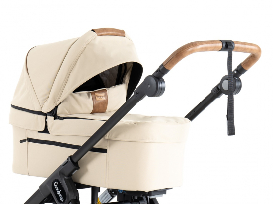 Emmaljunga 2023 NXT Select Bag Outdoor Beige i gruppen Barnevogner / Varemerker / Emmaljunga / Emmaljunga NXT Twin hos Kpbarnvagn (30308)