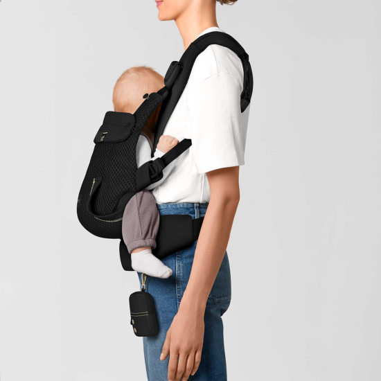 Cybex Laya Bæresele Magic Black