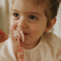 Elodie Binky Bow Smokk Silikon 0-6 mnd Misty Pink