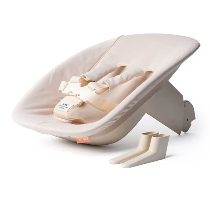 KAOS Klapp Babysete Ivory i gruppen Babyutstyr / Spise & drikke / Matstoler & puter / KAOS Klapp hos Köpbarnvagn (KAOSKLA-BAB-SEA-IVO)