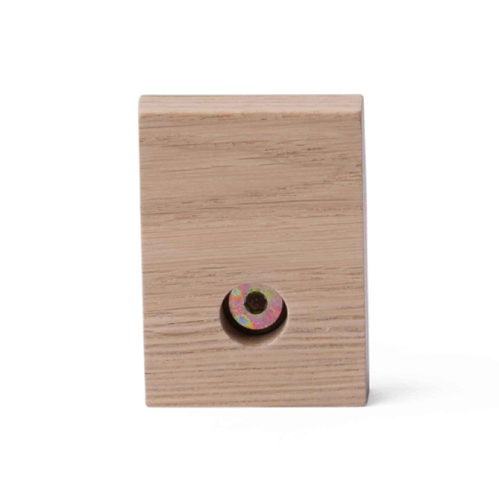 KAOS Klapp Veggkrok til Barnestol Eik Natural i gruppen Spise & Mate / Matstoler & puter / KAOS Klapp hos Köpbarnvagn (KAOSKLA-HOO-REC-OAK)