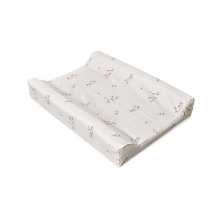 Mini Dreams Stellematte med kant Bunny Sand i gruppen Barnerommet / Stellebord & stellematter hos Köpbarnvagn (MIDR6061132)